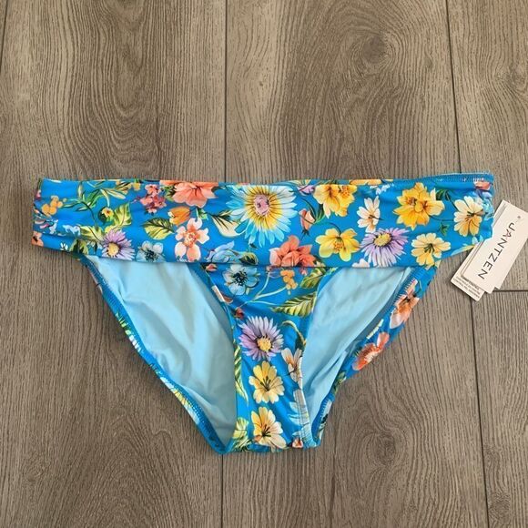 Jantzen woman’s floral print bikini bottom - Picture 1 of 4